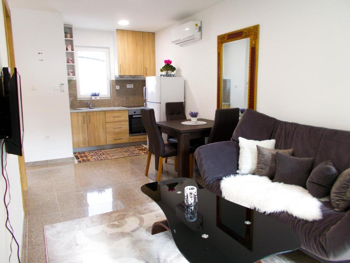Kovac Riverfront Apartments Mostar Ngoại thất bức ảnh
