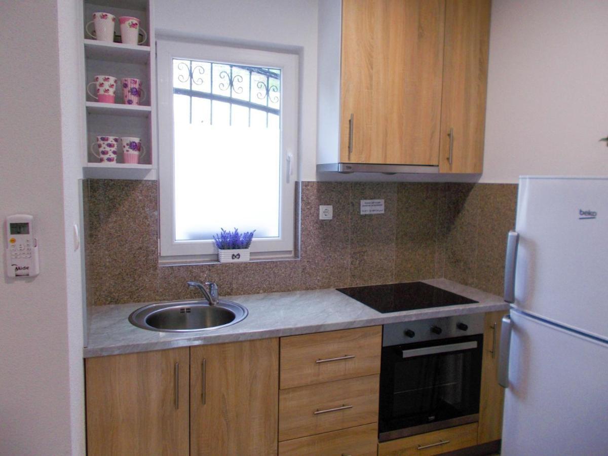 Kovac Riverfront Apartments Mostar Ngoại thất bức ảnh