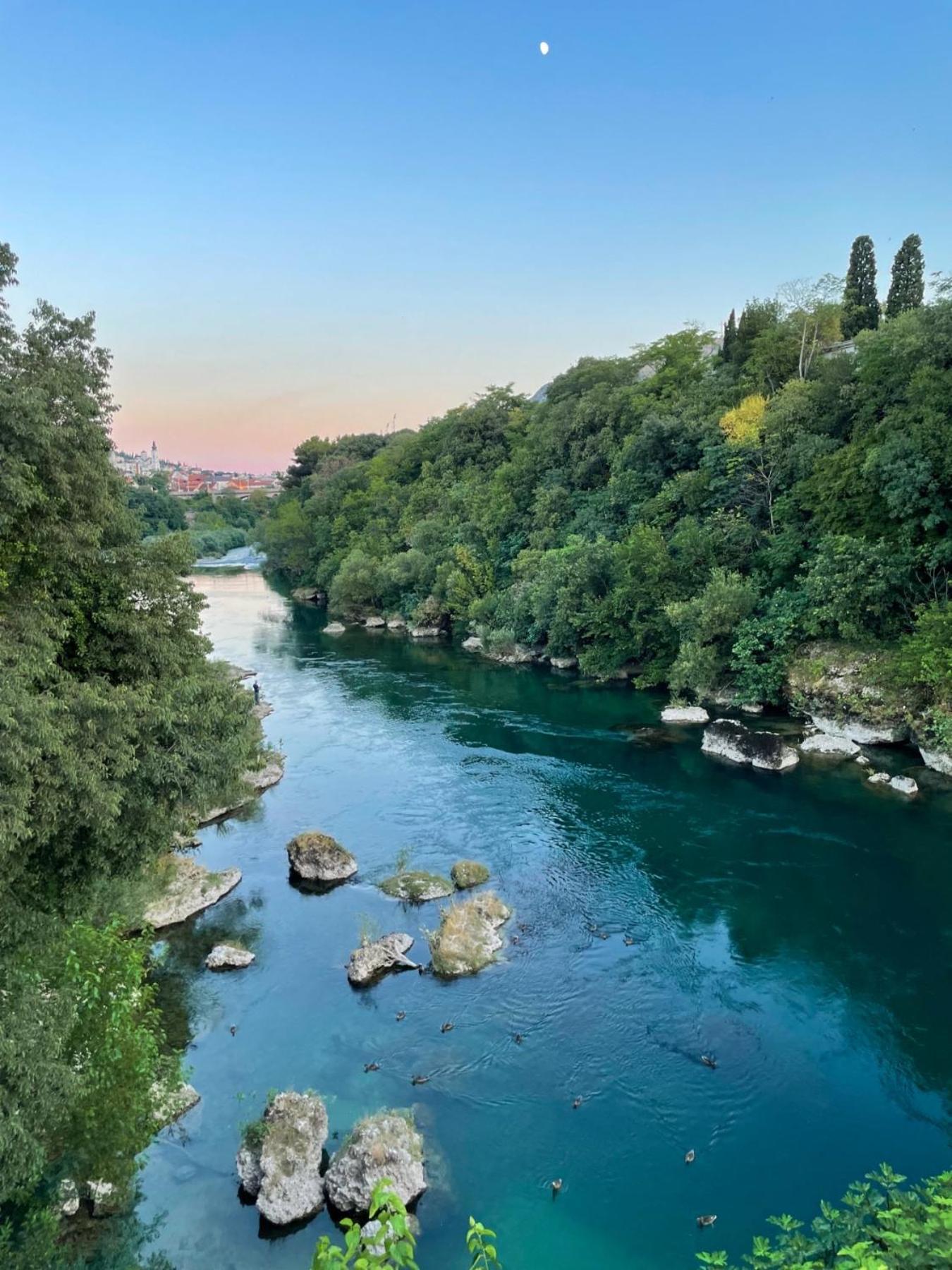 Kovac Riverfront Apartments Mostar Ngoại thất bức ảnh